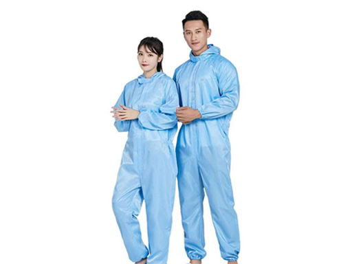 橙色反光防护服正面展示,多口袋设计,白色背景