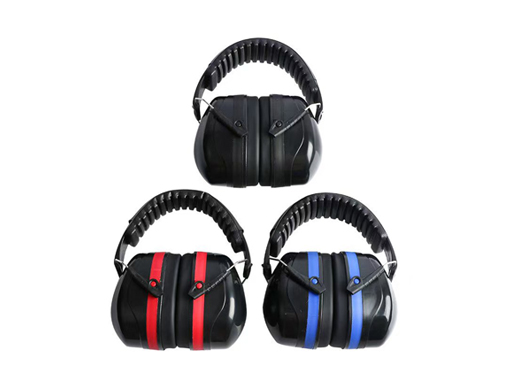 白色防噪音耳罩正面和侧面展示,柔软耳垫,白色背景